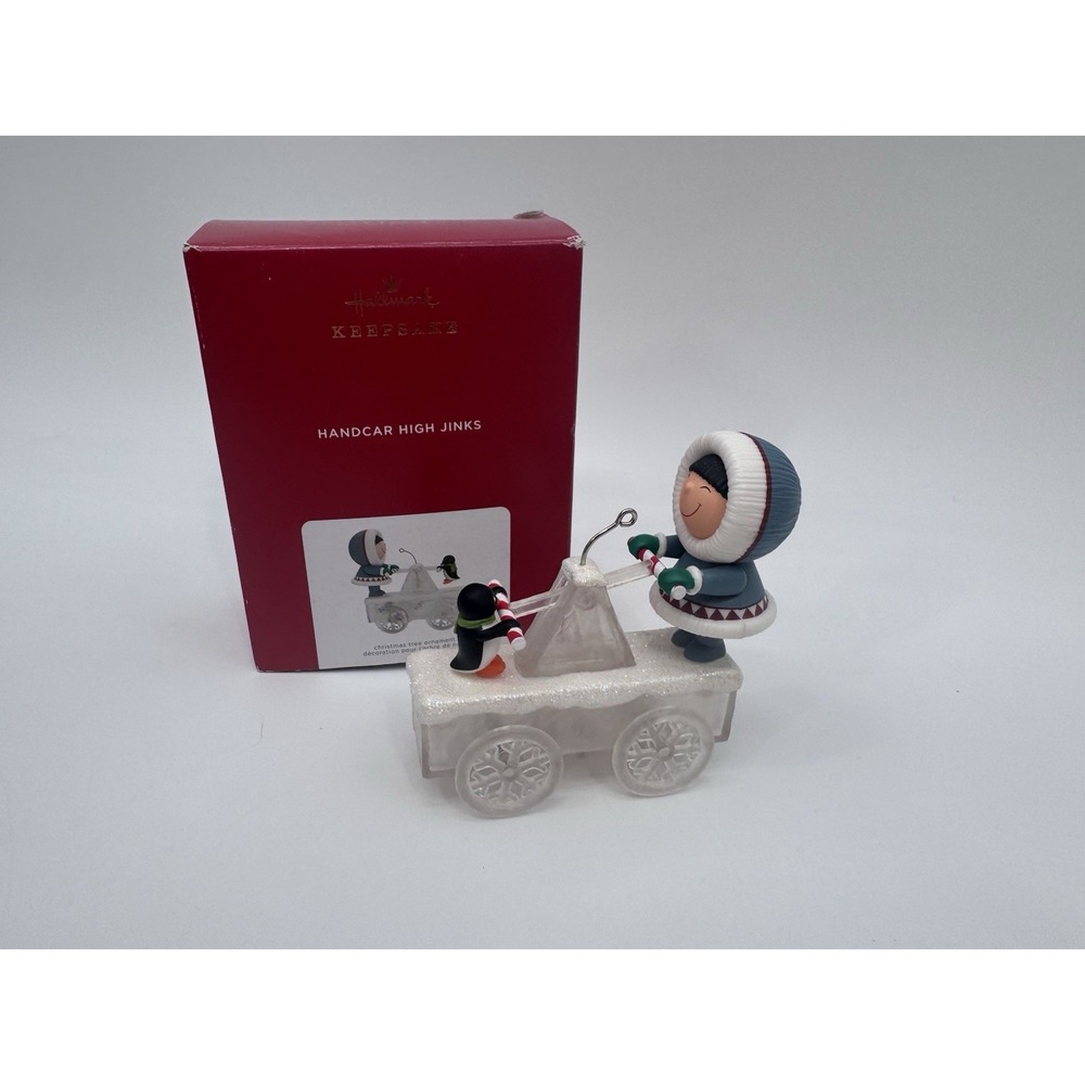 2021 Hallmark Christmas Ornament Frosty Friends Eskimo and Penguin